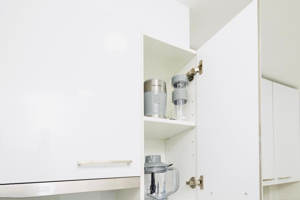 Modern 3 Bedroom Flat In Lisboa Extérieur photo