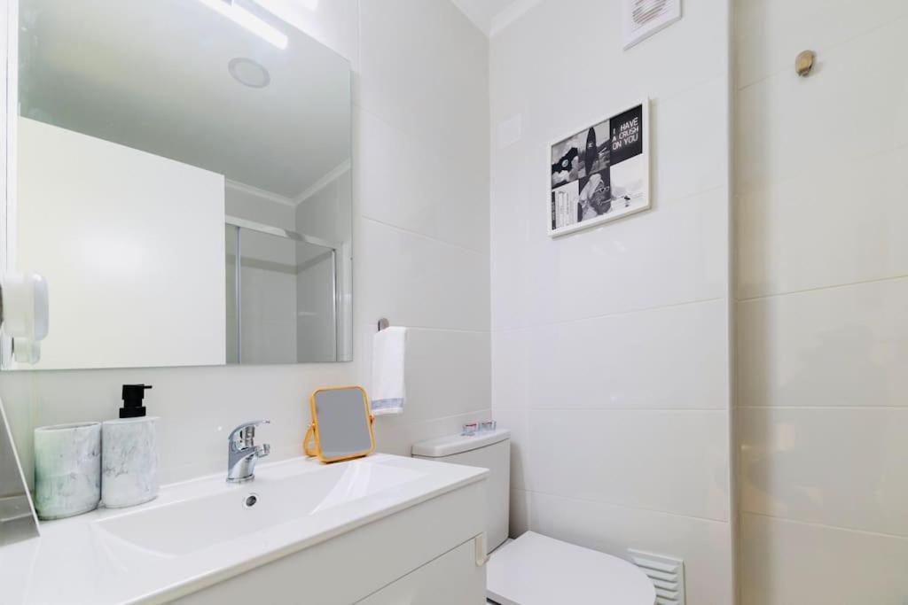 Modern 3 Bedroom Flat In Lisboa Extérieur photo