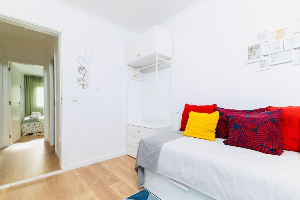 Modern 3 Bedroom Flat In Lisboa Extérieur photo