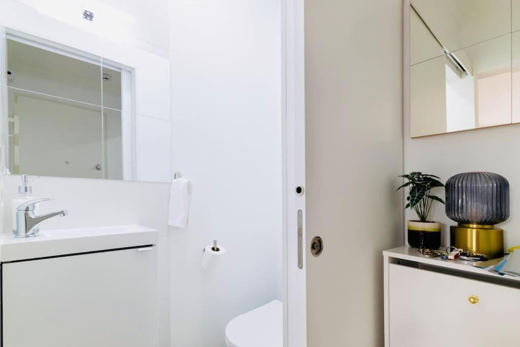 Modern 3 Bedroom Flat In Lisboa Extérieur photo